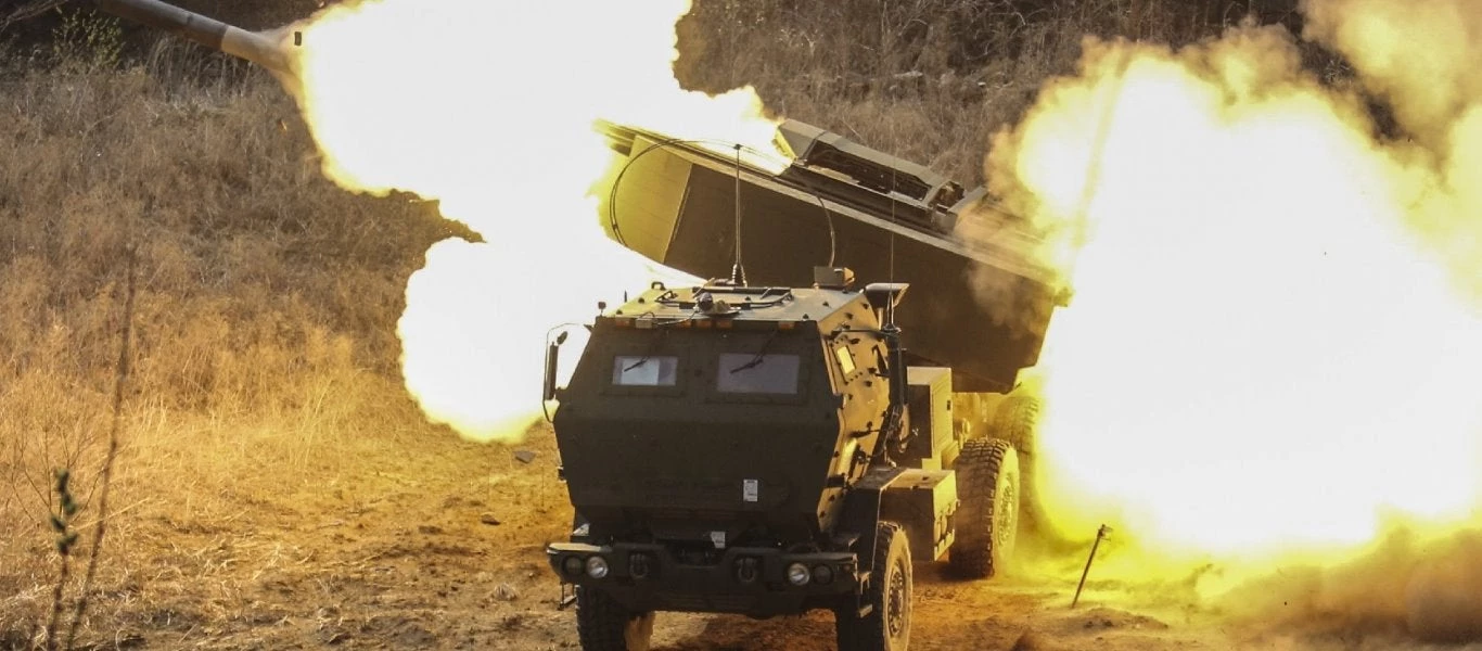 Το αμερικανικό πυροβολικό ισοπεδώνει θέσεις των Ταλιμπάν (βίντεο)